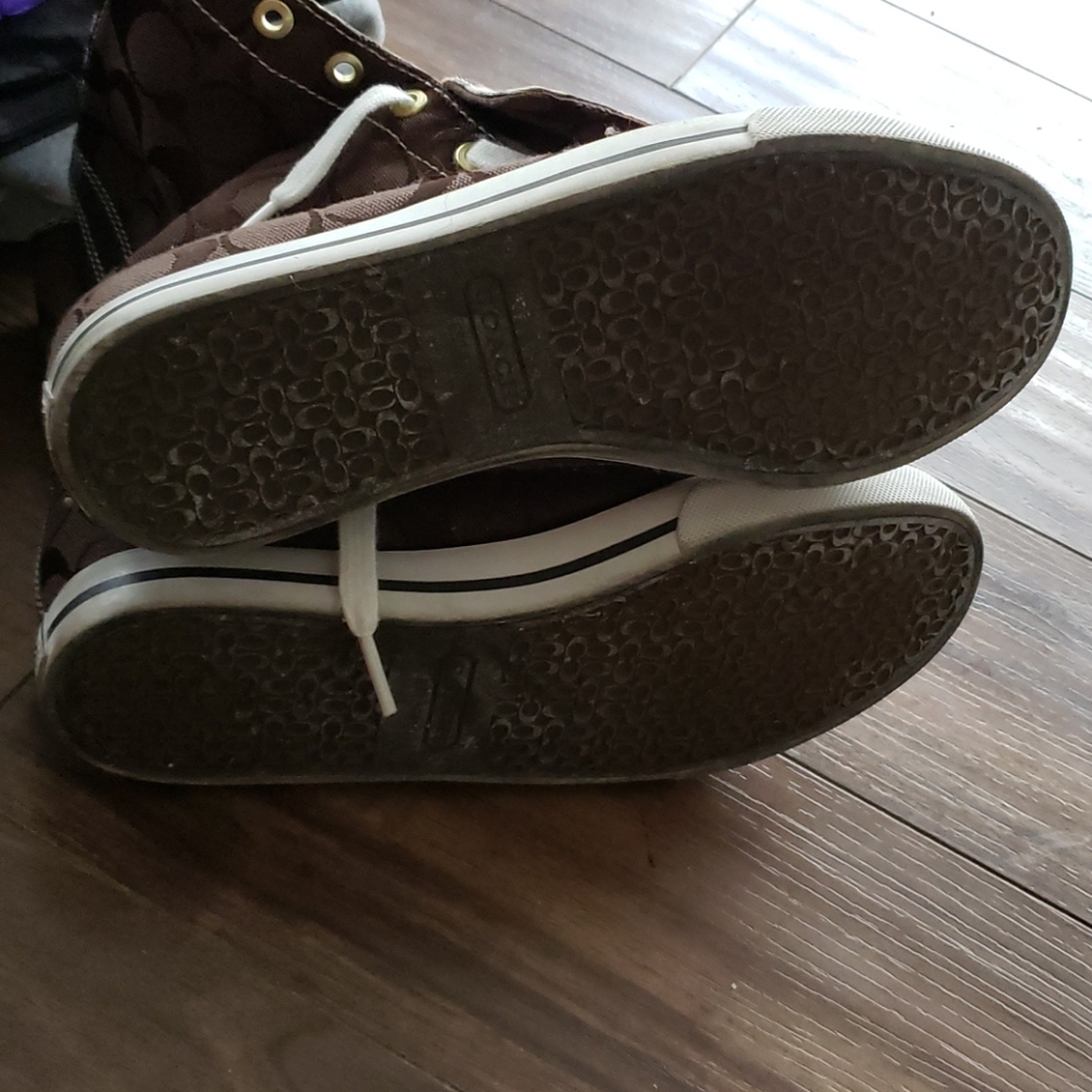 Coach Hi Tops - Picture 4 of 5